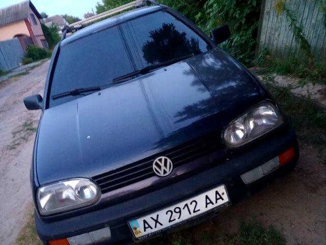 Фольксваген Гольф, об'ємом двигуна 1.8 л та пробігом 100 тис. км за 2400 $, фото 1 на Automoto.ua