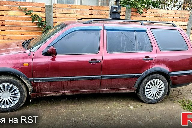 Фольксваген Гольф, объемом двигателя 1.8 л и пробегом 300 тыс. км за 2500 $, фото 1 на Automoto.ua