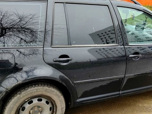 Фольксваген Гольф, объемом двигателя 1.6 л и пробегом 250 тыс. км за 6500 $, фото 1 на Automoto.ua