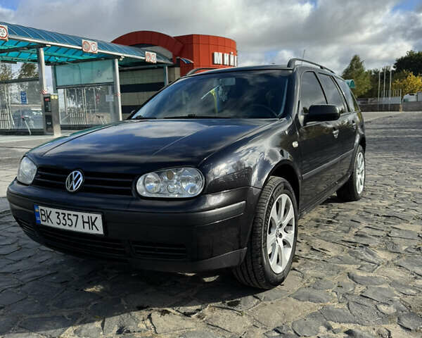 Фольксваген Гольф, объемом двигателя 1.6 л и пробегом 367 тыс. км за 4500 $, фото 1 на Automoto.ua