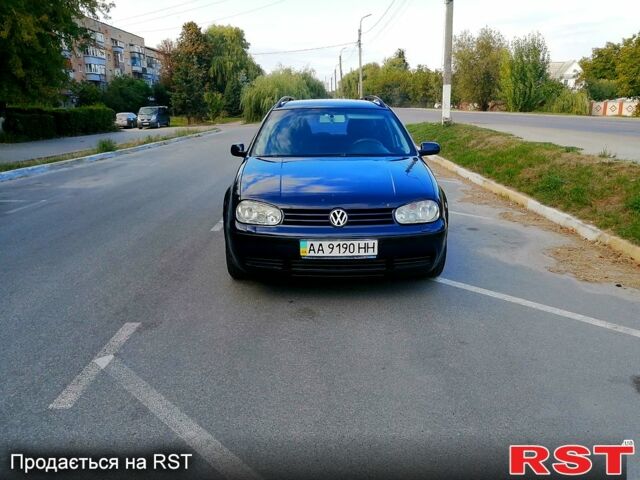 Фольксваген Гольф, объемом двигателя 1.6 л и пробегом 395 тыс. км за 4100 $, фото 1 на Automoto.ua
