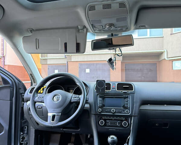 Фольксваген Гольф, об'ємом двигуна 1.6 л та пробігом 347 тис. км за 7200 $, фото 1 на Automoto.ua