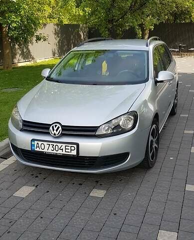 Фольксваген Гольф, объемом двигателя 1.6 л и пробегом 251 тыс. км за 9200 $, фото 1 на Automoto.ua