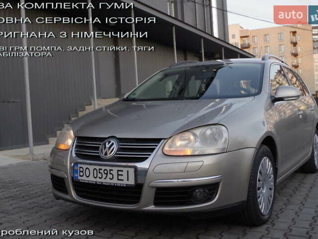 Желтый Фольксваген Гольф, объемом двигателя 1.6 л и пробегом 216 тыс. км за 6650 $, фото 1 на Automoto.ua