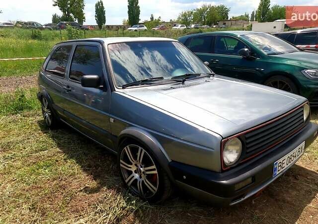 Серый Фольксваген Гольф, объемом двигателя 1.9 л и пробегом 320 тыс. км за 5200 $, фото 1 на Automoto.ua