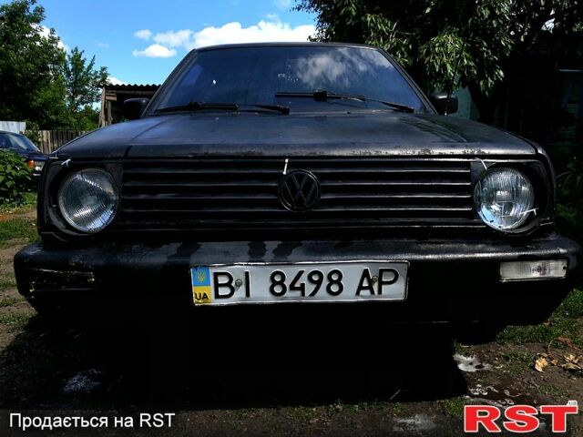 Серый Фольксваген Гольф, объемом двигателя 1.6 л и пробегом 250 тыс. км за 800 $, фото 1 на Automoto.ua