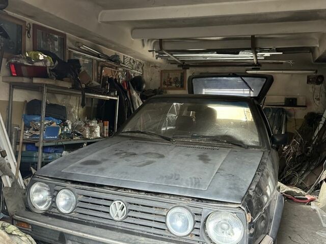 Серый Фольксваген Гольф, объемом двигателя 1.3 л и пробегом 88 тыс. км за 450 $, фото 1 на Automoto.ua