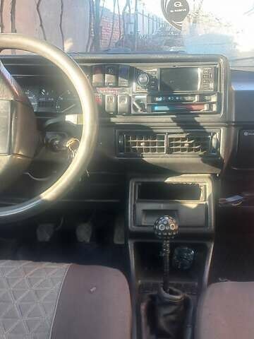 Серый Фольксваген Гольф, объемом двигателя 1.78 л и пробегом 443 тыс. км за 1600 $, фото 1 на Automoto.ua