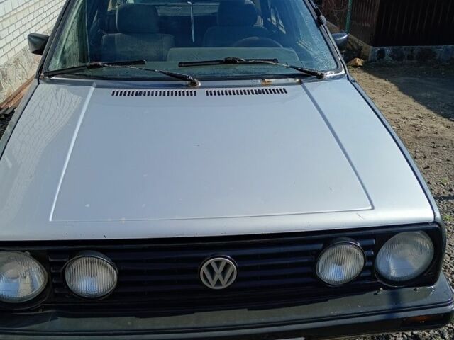 Серый Фольксваген Гольф, объемом двигателя 1.6 л и пробегом 1000 тыс. км за 690 $, фото 1 на Automoto.ua