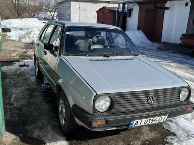 Серый Фольксваген Гольф, объемом двигателя 1.6 л и пробегом 400 тыс. км за 1500 $, фото 1 на Automoto.ua