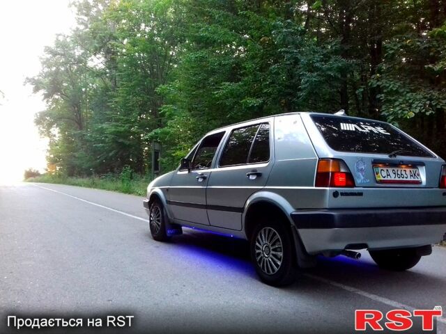 Сірий Фольксваген Гольф, об'ємом двигуна 1.6 л та пробігом 535 тис. км за 1650 $, фото 1 на Automoto.ua