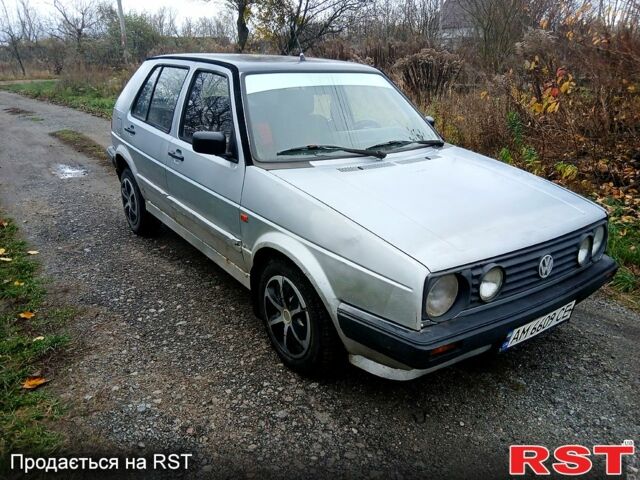 Серый Фольксваген Гольф, объемом двигателя 1.6 л и пробегом 444 тыс. км за 1000 $, фото 1 на Automoto.ua