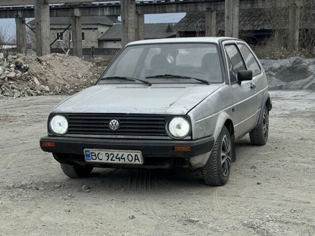 Серый Фольксваген Гольф, объемом двигателя 1.3 л и пробегом 258 тыс. км за 800 $, фото 1 на Automoto.ua