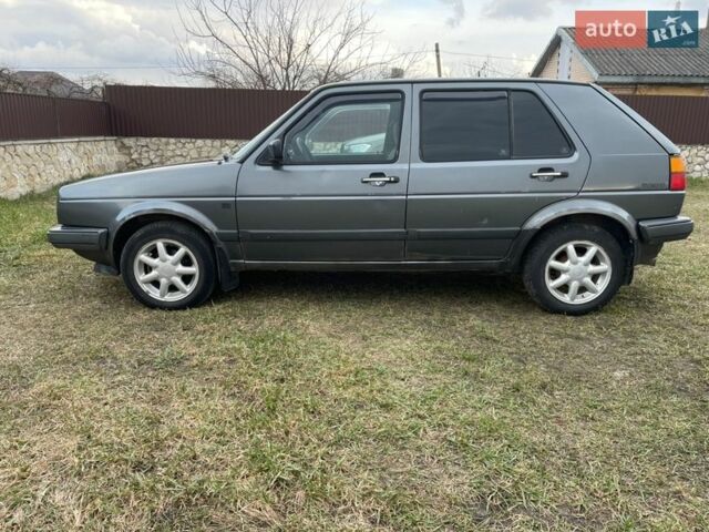 Сірий Фольксваген Гольф, об'ємом двигуна 1.6 л та пробігом 400 тис. км за 1850 $, фото 1 на Automoto.ua