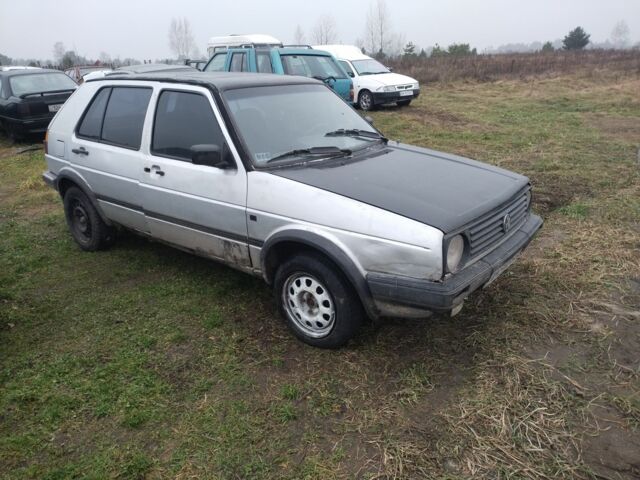 Серый Фольксваген Гольф, объемом двигателя 1.6 л и пробегом 400 тыс. км за 500 $, фото 1 на Automoto.ua