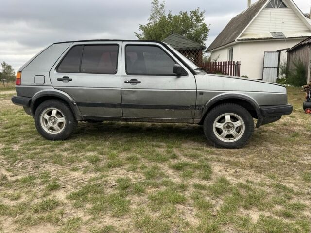 Сірий Фольксваген Гольф, об'ємом двигуна 1.6 л та пробігом 300 тис. км за 850 $, фото 1 на Automoto.ua