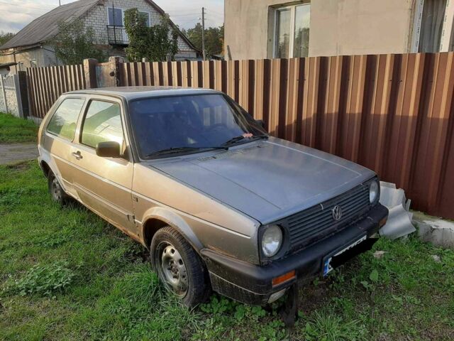 Сірий Фольксваген Гольф, об'ємом двигуна 1.3 л та пробігом 100 тис. км за 604 $, фото 1 на Automoto.ua