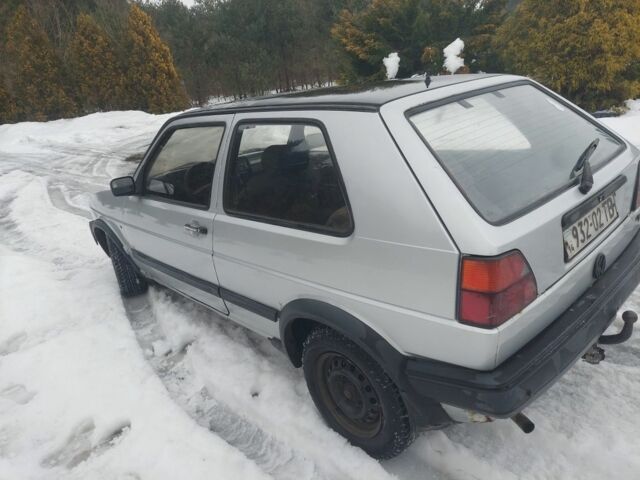 Серый Фольксваген Гольф, объемом двигателя 1.8 л и пробегом 205 тыс. км за 650 $, фото 1 на Automoto.ua