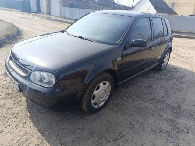 Серый Фольксваген Гольф, объемом двигателя 1.8 л и пробегом 290 тыс. км за 3300 $, фото 1 на Automoto.ua