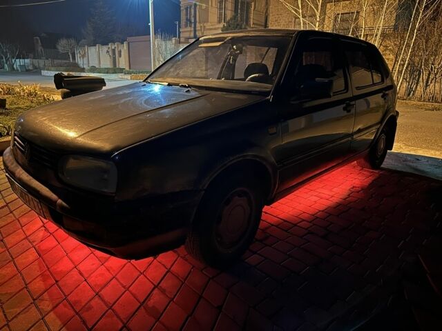 Серый Фольксваген Гольф, объемом двигателя 1.4 л и пробегом 100 тыс. км за 1800 $, фото 1 на Automoto.ua
