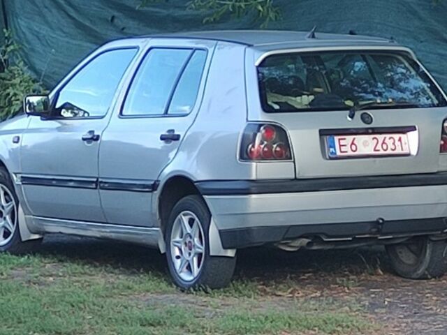 Сірий Фольксваген Гольф, об'ємом двигуна 0 л та пробігом 280 тис. км за 2900 $, фото 1 на Automoto.ua