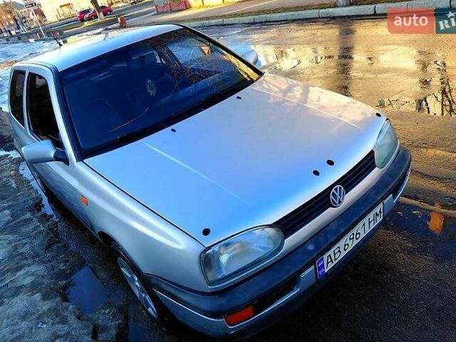 Серый Фольксваген Гольф, объемом двигателя 1.4 л и пробегом 320 тыс. км за 2300 $, фото 1 на Automoto.ua