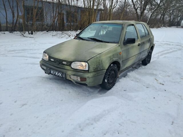 Сірий Фольксваген Гольф, об'ємом двигуна 0 л та пробігом 350 тис. км за 1000 $, фото 1 на Automoto.ua