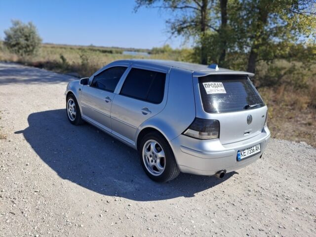 Серый Фольксваген Гольф, объемом двигателя 1.8 л и пробегом 309 тыс. км за 4650 $, фото 1 на Automoto.ua