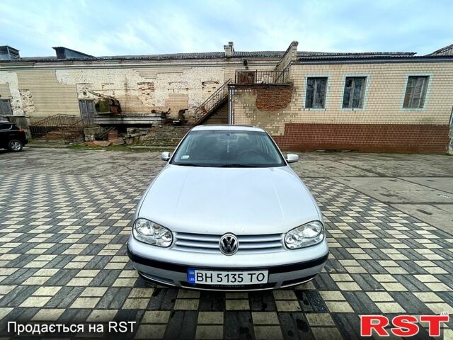 Серый Фольксваген Гольф, объемом двигателя 1.6 л и пробегом 218 тыс. км за 2840 $, фото 1 на Automoto.ua