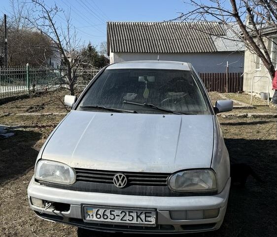 Сірий Фольксваген Гольф, об'ємом двигуна 1.4 л та пробігом 80 тис. км за 1300 $, фото 1 на Automoto.ua