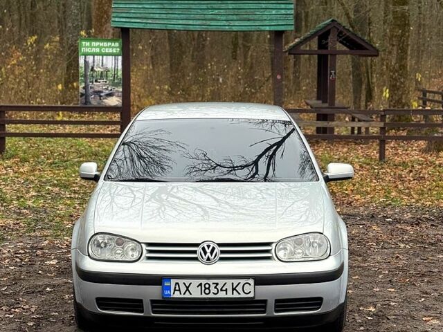 Сірий Фольксваген Гольф, об'ємом двигуна 1.4 л та пробігом 251 тис. км за 4500 $, фото 1 на Automoto.ua