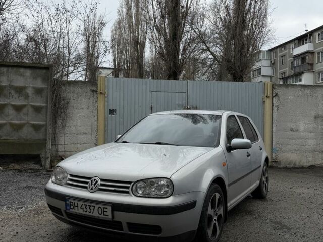 Серый Фольксваген Гольф, объемом двигателя 1.4 л и пробегом 270 тыс. км за 3750 $, фото 1 на Automoto.ua