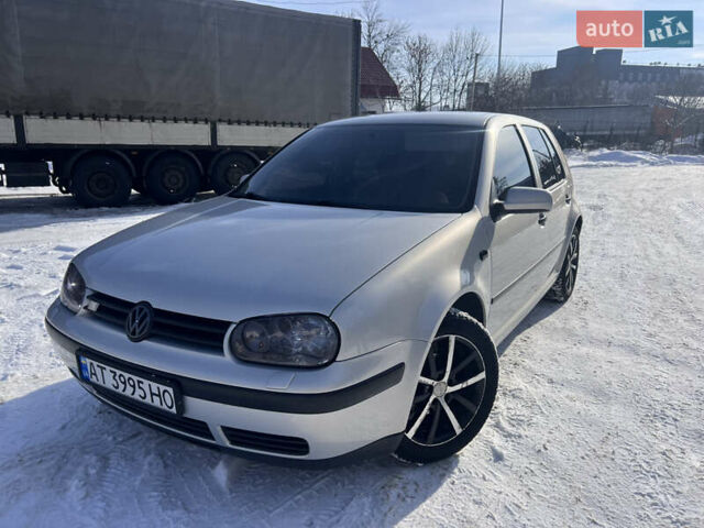 Серый Фольксваген Гольф, объемом двигателя 1.6 л и пробегом 267 тыс. км за 3700 $, фото 1 на Automoto.ua