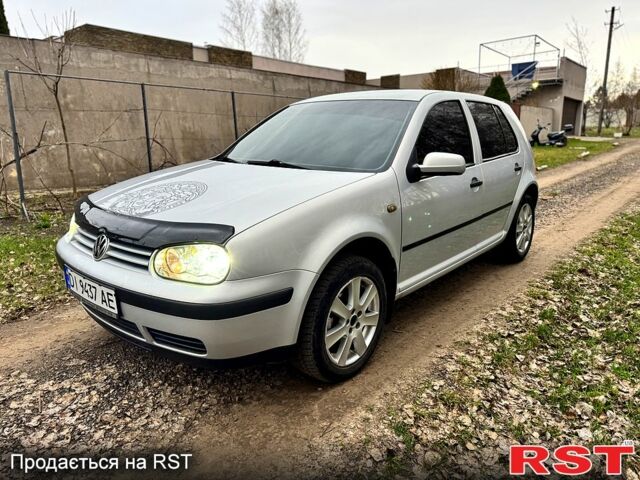 Серый Фольксваген Гольф, объемом двигателя 1.6 л и пробегом 254 тыс. км за 4000 $, фото 1 на Automoto.ua