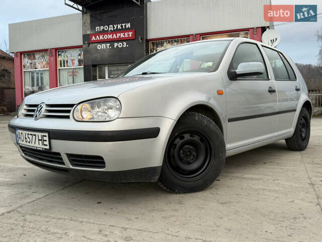 Сірий Фольксваген Гольф, об'ємом двигуна 1.39 л та пробігом 230 тис. км за 3400 $, фото 1 на Automoto.ua