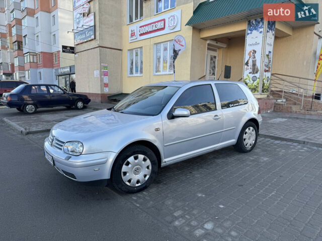 Серый Фольксваген Гольф, объемом двигателя 1.9 л и пробегом 400 тыс. км за 3500 $, фото 1 на Automoto.ua