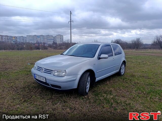 Серый Фольксваген Гольф, объемом двигателя 1.9 л и пробегом 311 тыс. км за 4800 $, фото 1 на Automoto.ua