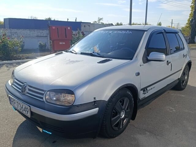 Сірий Фольксваген Гольф, об'ємом двигуна 1.6 л та пробігом 100 тис. км за 1550 $, фото 1 на Automoto.ua