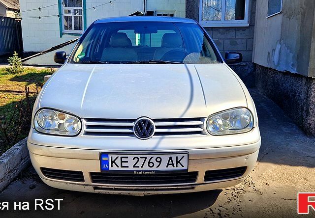 Сірий Фольксваген Гольф, об'ємом двигуна 1.6 л та пробігом 238 тис. км за 3900 $, фото 1 на Automoto.ua