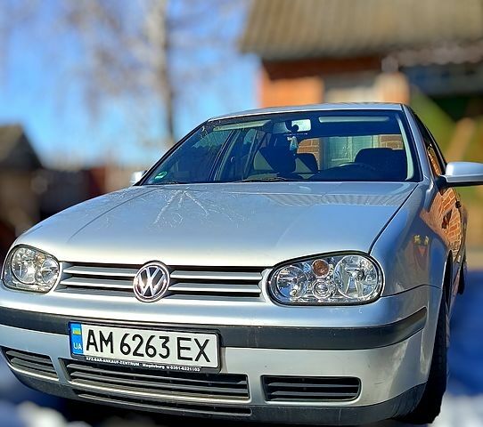 Серый Фольксваген Гольф, объемом двигателя 1.4 л и пробегом 192 тыс. км за 3500 $, фото 1 на Automoto.ua