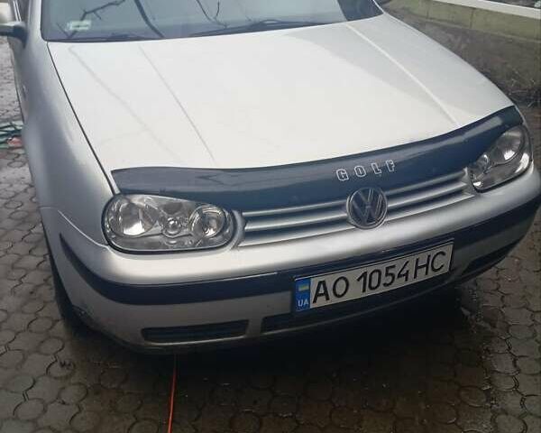 Сірий Фольксваген Гольф, об'ємом двигуна 1.39 л та пробігом 260 тис. км за 3000 $, фото 1 на Automoto.ua