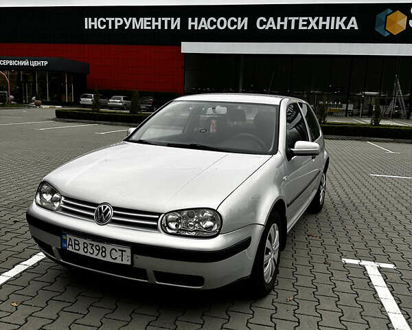 Сірий Фольксваген Гольф, об'ємом двигуна 1.4 л та пробігом 250 тис. км за 2850 $, фото 1 на Automoto.ua