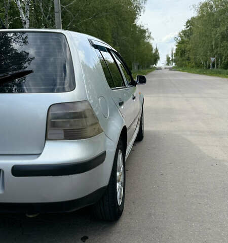 Сірий Фольксваген Гольф, об'ємом двигуна 1.4 л та пробігом 264 тис. км за 3700 $, фото 1 на Automoto.ua