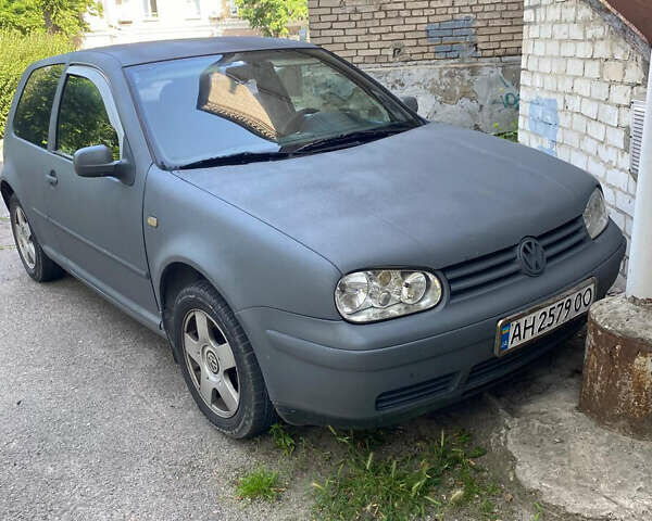 Сірий Фольксваген Гольф, об'ємом двигуна 1.9 л та пробігом 370 тис. км за 2200 $, фото 1 на Automoto.ua