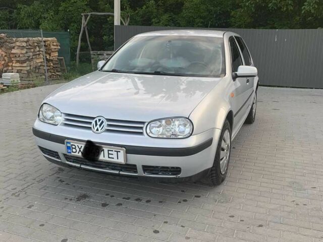 Серый Фольксваген Гольф, объемом двигателя 1.6 л и пробегом 280 тыс. км за 3900 $, фото 1 на Automoto.ua