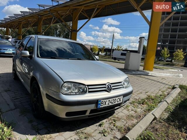 Серый Фольксваген Гольф, объемом двигателя 1.39 л и пробегом 210 тыс. км за 2800 $, фото 1 на Automoto.ua