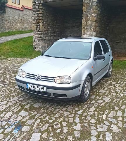 Серый Фольксваген Гольф, объемом двигателя 1.4 л и пробегом 370 тыс. км за 2550 $, фото 1 на Automoto.ua