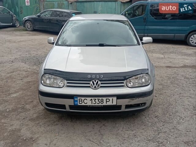 Серый Фольксваген Гольф, объемом двигателя 1.6 л и пробегом 245 тыс. км за 3800 $, фото 1 на Automoto.ua