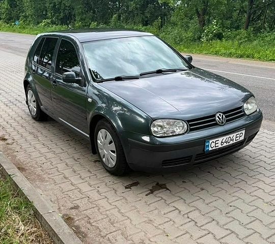 Серый Фольксваген Гольф, объемом двигателя 1.39 л и пробегом 280 тыс. км за 2500 $, фото 1 на Automoto.ua