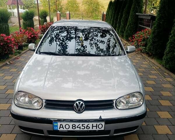 Сірий Фольксваген Гольф, об'ємом двигуна 1.8 л та пробігом 350 тис. км за 2700 $, фото 1 на Automoto.ua